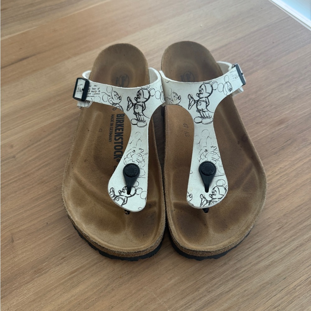 Birkenstock Disney White Mickey Print Gizeh Sandals